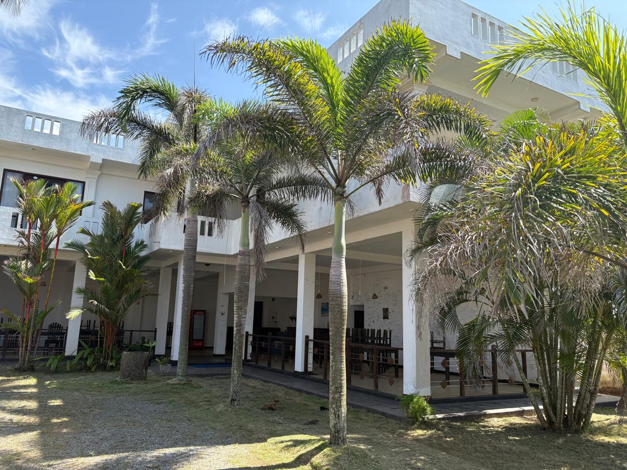 * 3 Luxury Bedrooms
* Fully air-conditioned rooms

* **Basement:**

* Constructed up to 5th level (ideal for future development or storage)

🌴 Whether you're looking to run a hospitality business or own a luxury coastal property, this villa offers the perfect blend of comfort, convenience, and commercial potential.


⚠️ Serious buyers only.

#VillaForSale #LuxuryLiving #ThiranagamaProperty #SriLankaRealEstate #InvestmentOpportunity #BeachsideProperty